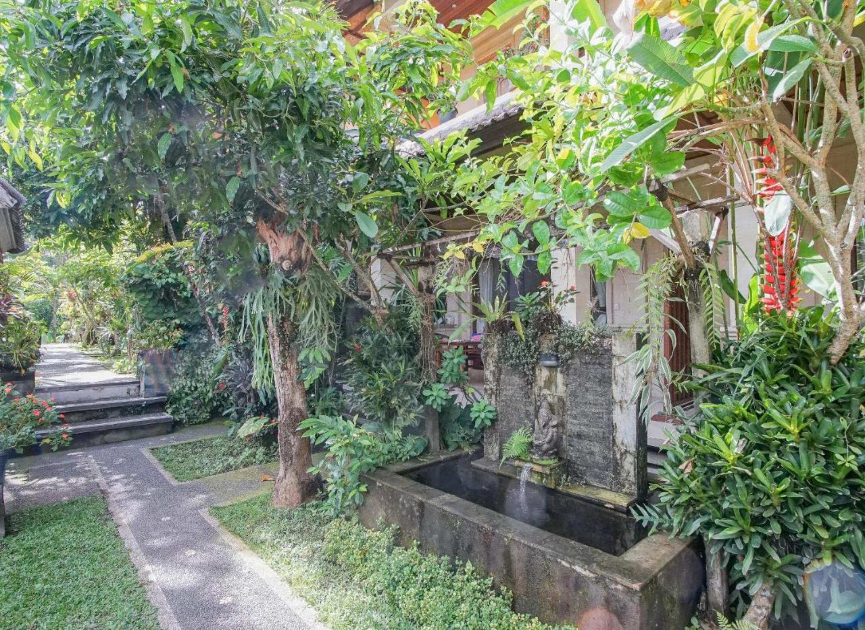 לינה וארוחת בוקר אובוד Matahari House מראה חיצוני תמונה