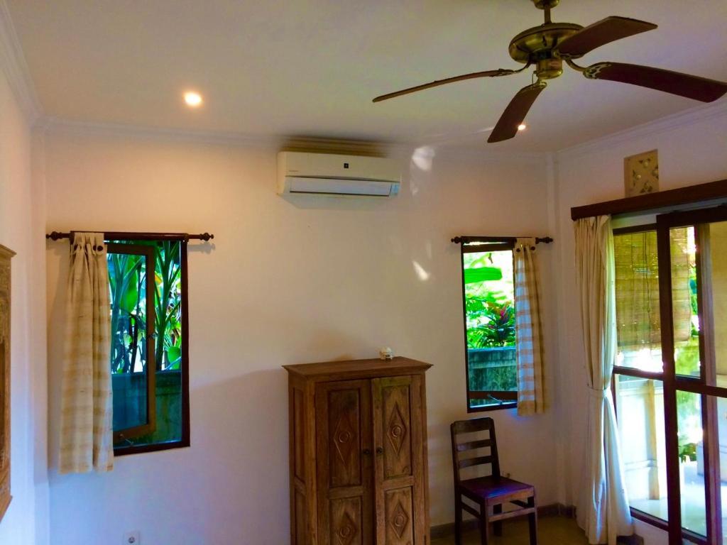 לינה וארוחת בוקר אובוד Matahari House מראה חיצוני תמונה