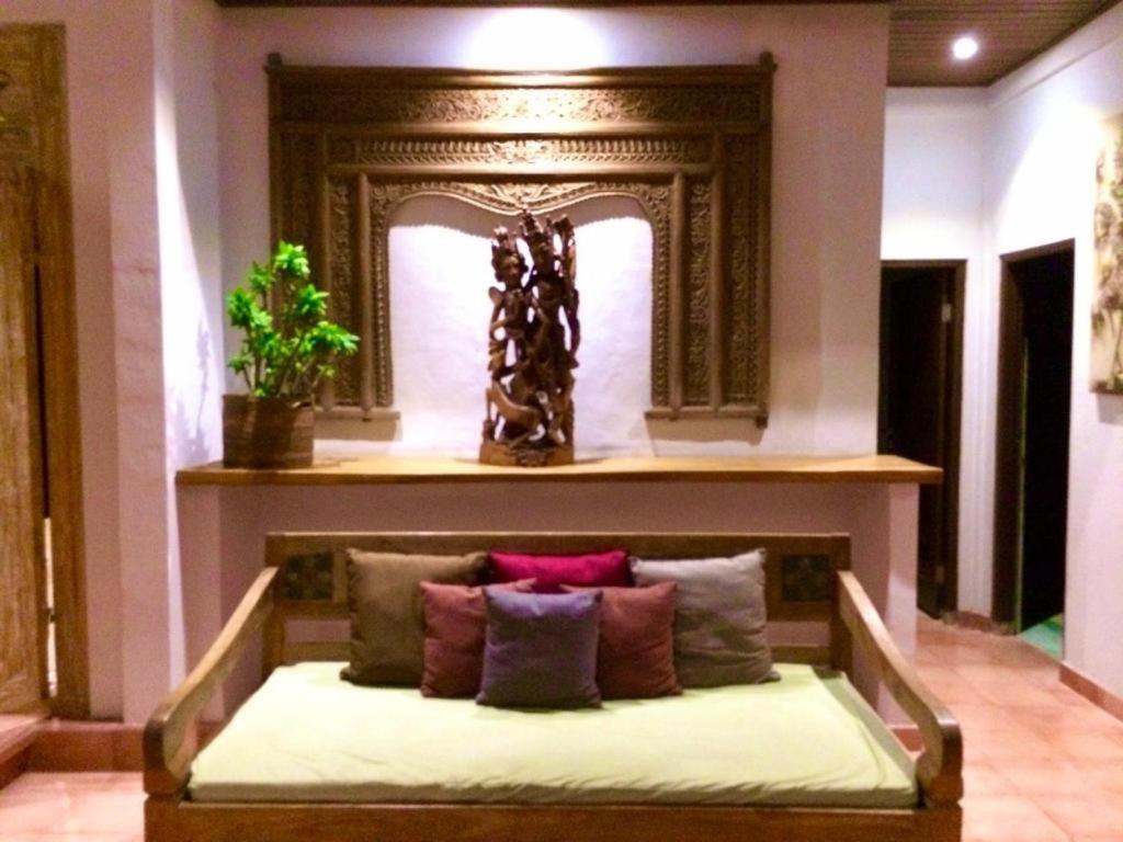 לינה וארוחת בוקר אובוד Matahari House מראה חיצוני תמונה
